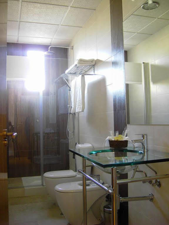Llave De Granada Apartment Алкала ла Реал Екстериор снимка